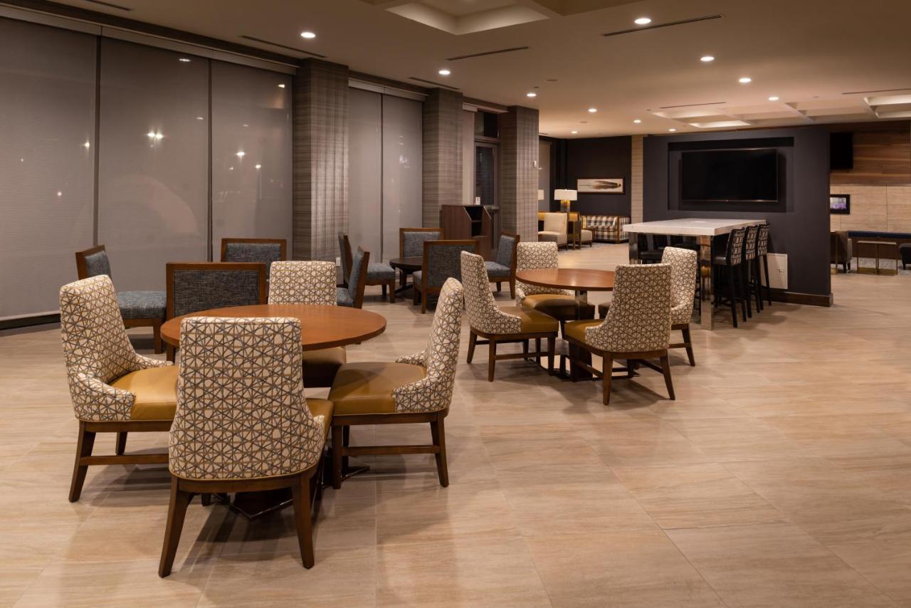 Courtyard By Marriott Charlotte Northlake Exteriör bild
