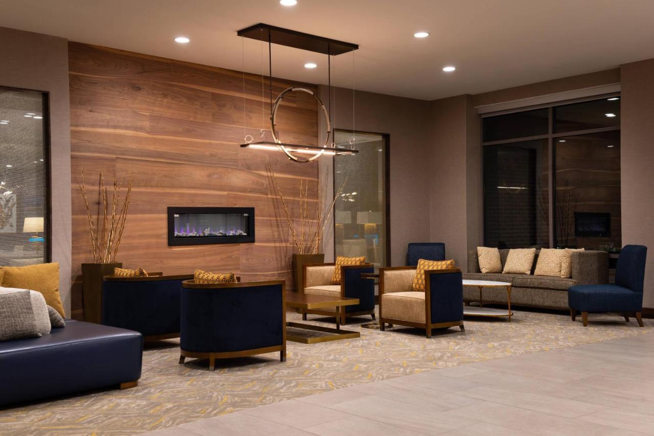 Courtyard By Marriott Charlotte Northlake Exteriör bild
