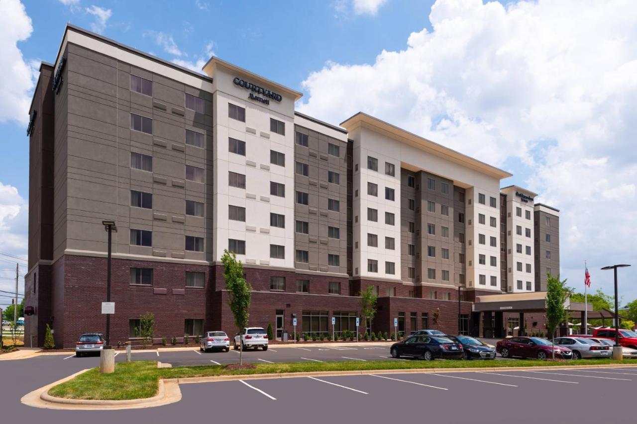 Courtyard By Marriott Charlotte Northlake Exteriör bild