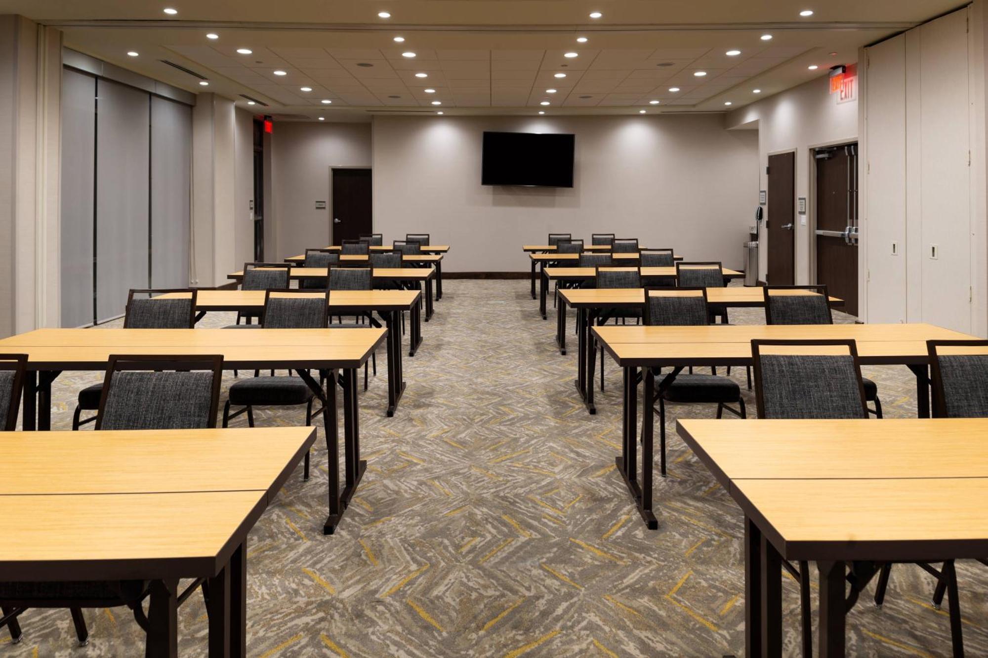 Courtyard By Marriott Charlotte Northlake Exteriör bild