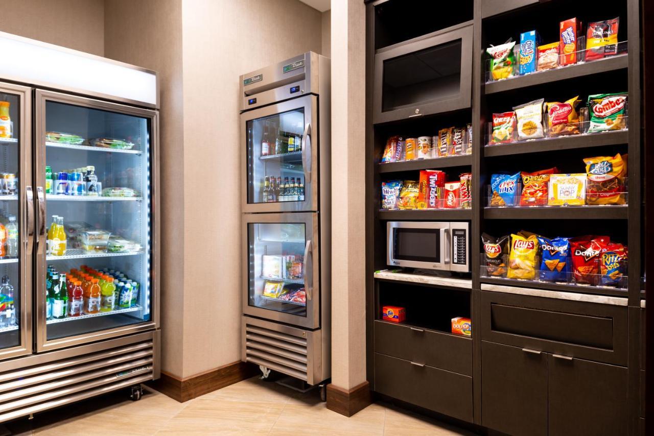 Courtyard By Marriott Charlotte Northlake Exteriör bild